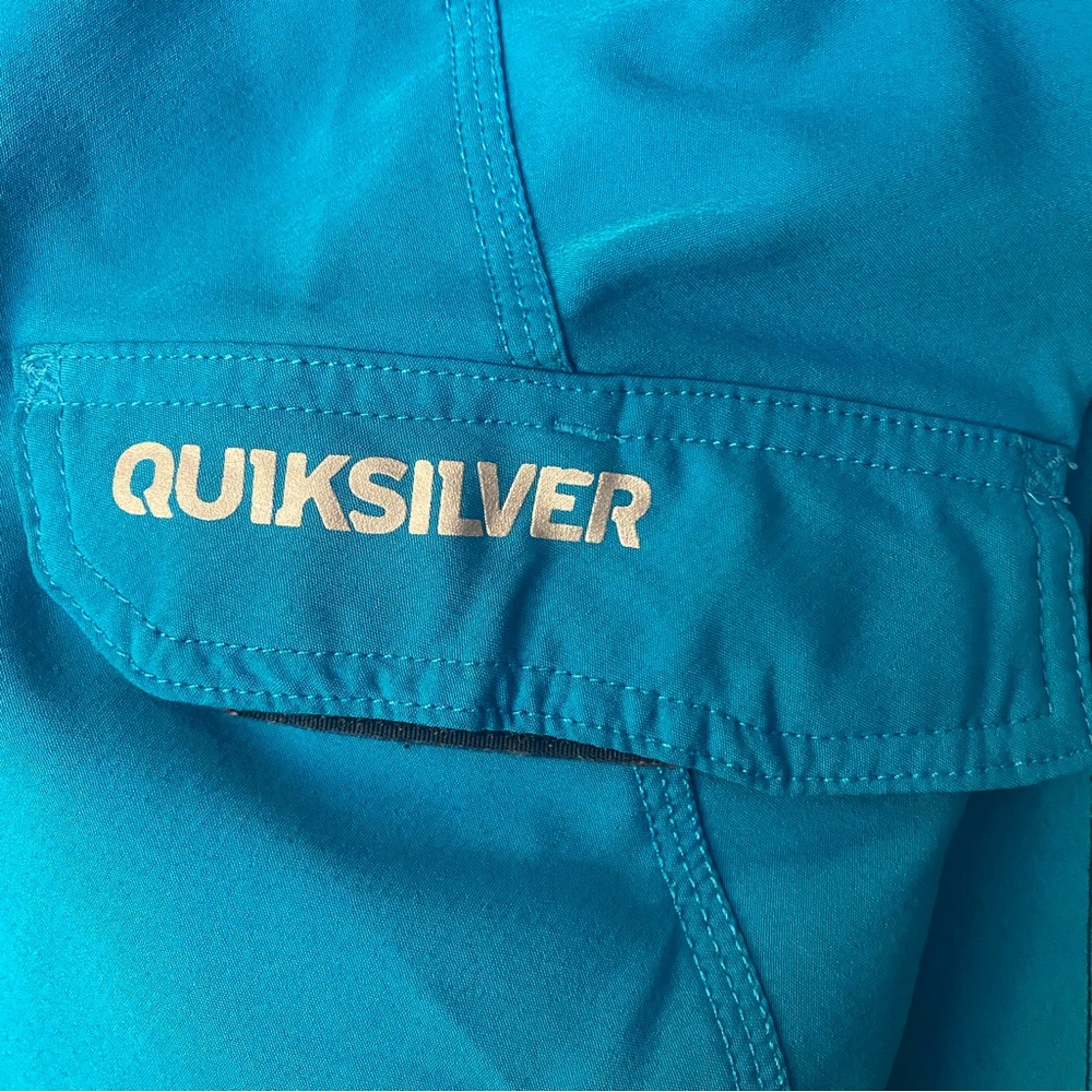 Quiksilver Vibrant Blue Board Shorts 38 GUC - Picture 3 of 6